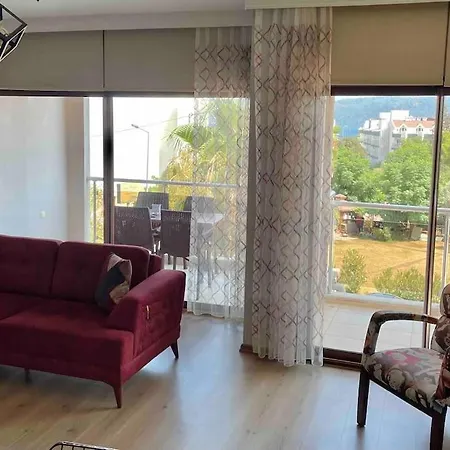 Deniz Manzarali, Plaja 100 Metre, Luks 4 Apartment Marmaris