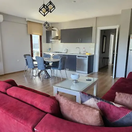 Deniz Manzarali, Plaja 100 Metre, Luks 4 Apartment Marmaris