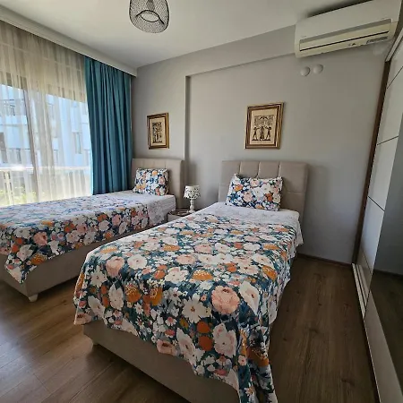 Deniz Manzarali, Plaja 100 Metre, Luks 4