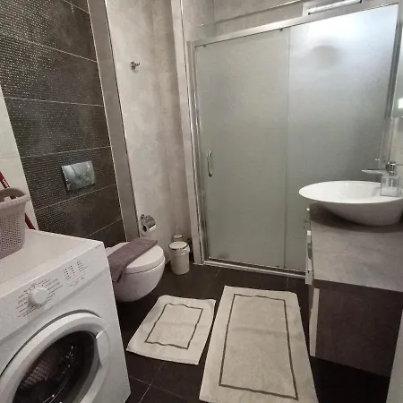 Apartment Deniz Manzarali, Plaja 100 Metre, Luks 4 *