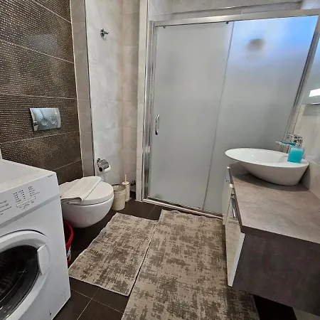 Deniz Manzarali, Plaja 100 Metre, Luks 4 Apartment