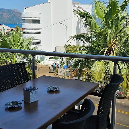 Apartment Deniz Manzarali, Plaja 100 Metre, Luks 4 *