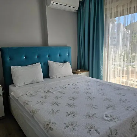 דירה Deniz Manzarali, Plaja 100 Metre, Luks 4 מרמריס