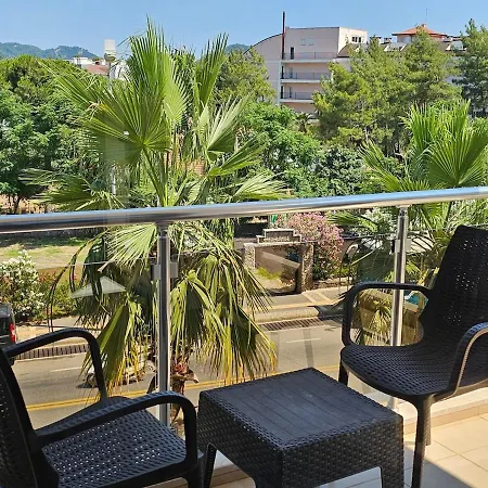 Deniz Manzarali, Plaja 100 Metre, Luks 4 Apartmán *