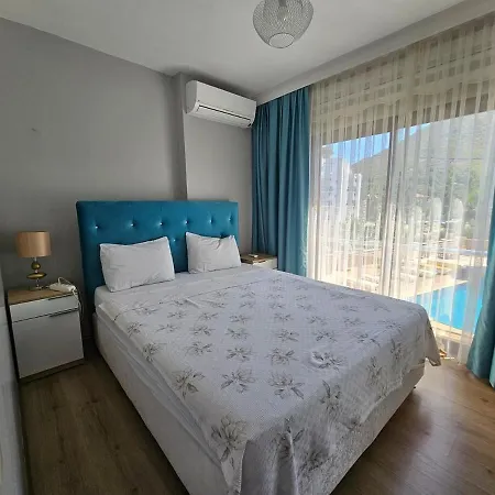 Deniz Manzarali, Plaja 100 Metre, Luks 4 * Marmaris