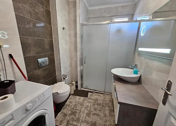 Deniz Manzarali, Plaja 100 Metre, Luks 4 Apartmán