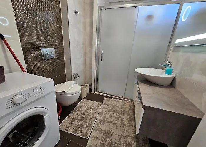 Deniz Manzarali, Plaja 100 Metre, Luks 4 Apartmán