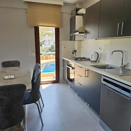 Deniz Manzarali, Plaja 100 Metre, Luks 4 Apartment *